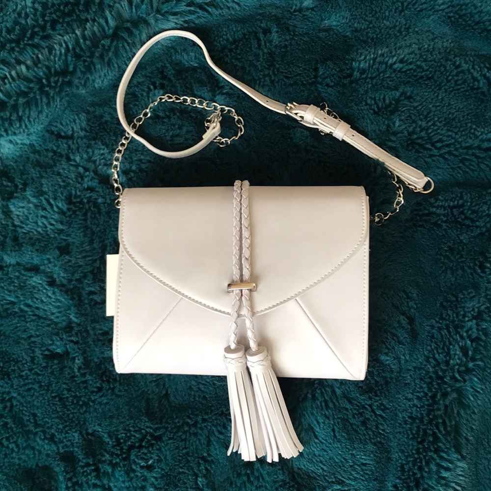 NWT Gray Tassle Purse